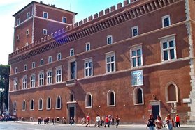 Palazzo Venezia - Informacin de Inters - Museos Vaticanos y de Roma