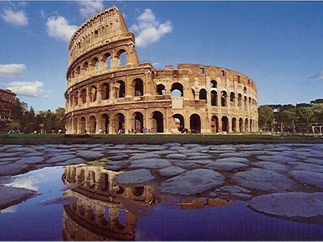 Visita Guiada de la Roma Imperial y Coliseo - Museos Roma